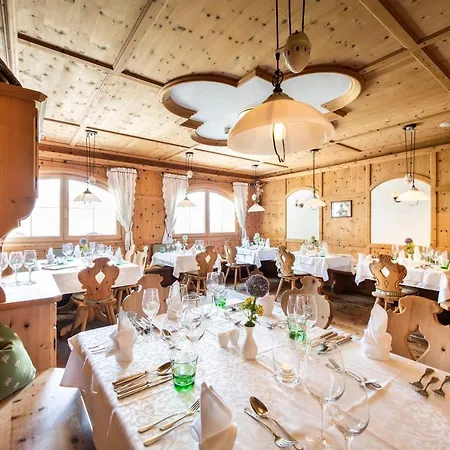 Vital Kristall 4* Finkenberg