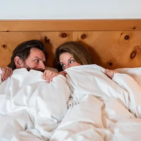 Vital Kristall فندق