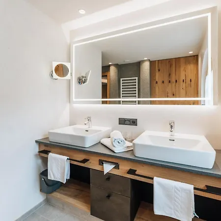 Vital Kristall Hotel