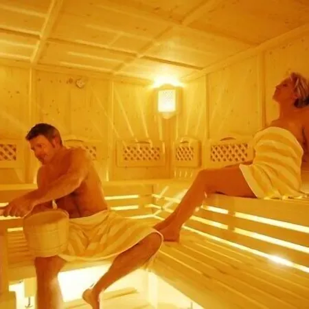 Vital Kristall Hotel 4*