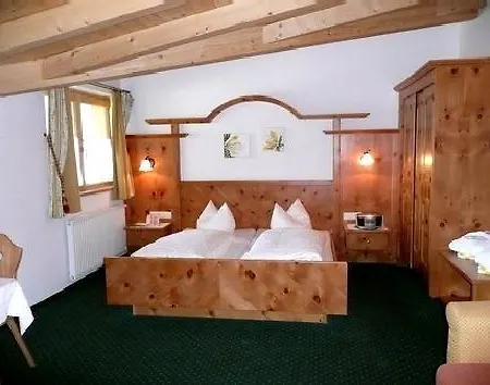 Hotel Vital Kristall Finkenberg