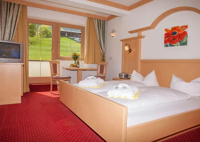 Vital Kristall Hotel 4*